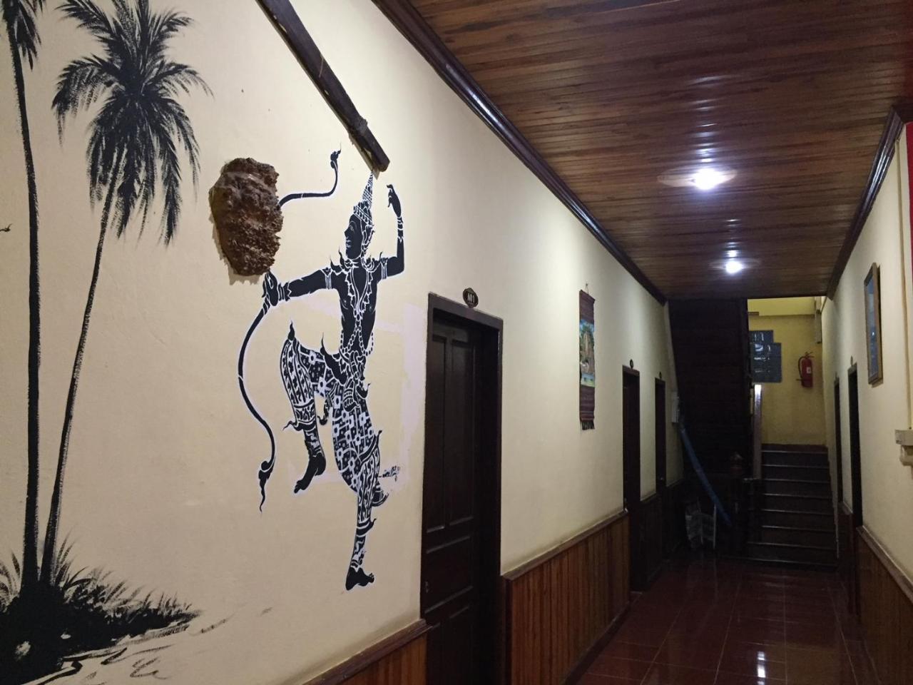 Mao Phasok Riverside Guesthouse Luang Prabang Exterior photo